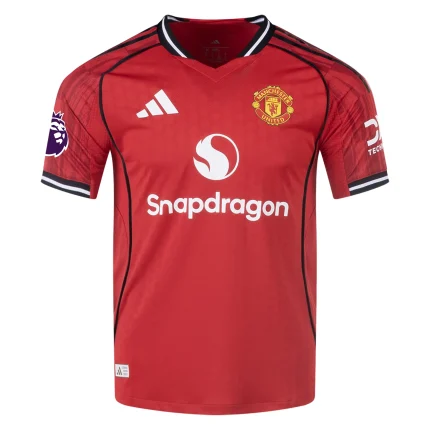 Lisandro Martínez Manchester United 2025/26 Adidas Home Jersey front view, red shirt with club crest and sponsor logo.