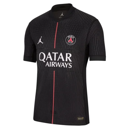 Paris Saint-Germain black jersey with Qatar Airways logo.