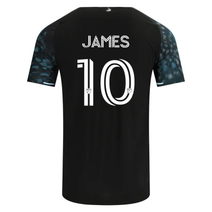 JAMES 10